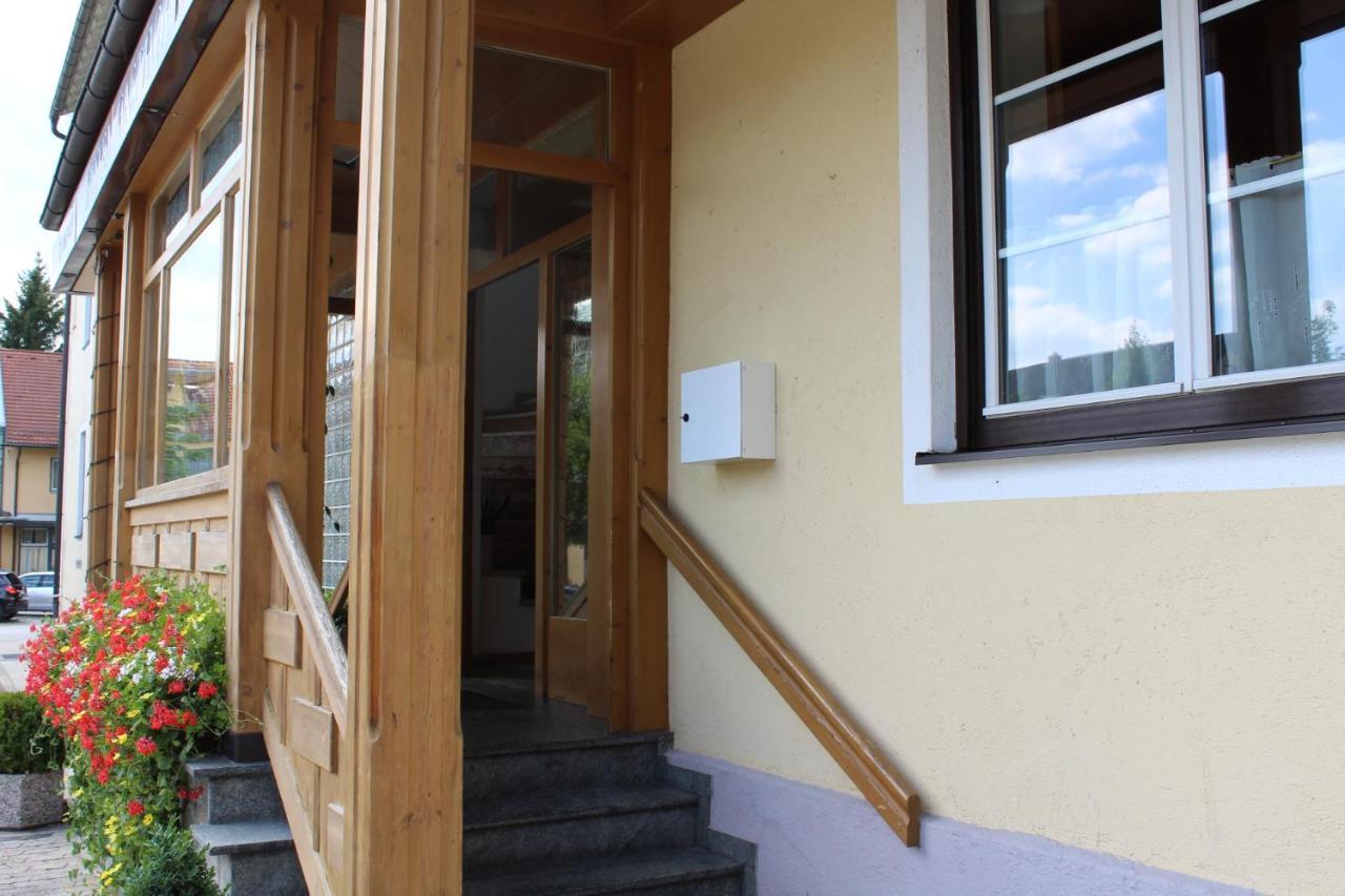 Hotel Und Gasthof Soller Ismaning Exteriör bild
